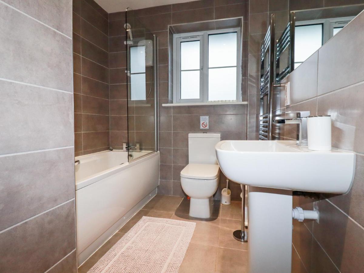 4 Trevanson Mews New Quay Extérieur photo